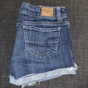 AE Size 0 MidRise Shorts